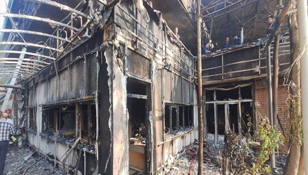 فیلم | آتش‌سوزی ساختمان اداری بیمارستان رجایی بدون خسارت جانی مهار شد