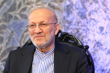 ساختار عریض و طویل بوروکراسی کشور