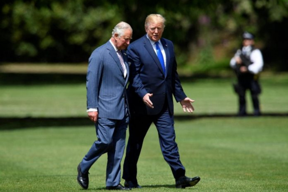 فیلم| بازدید دونالد ترامپ از املاک قلعه ویندزور با کالسکه سلطنتی