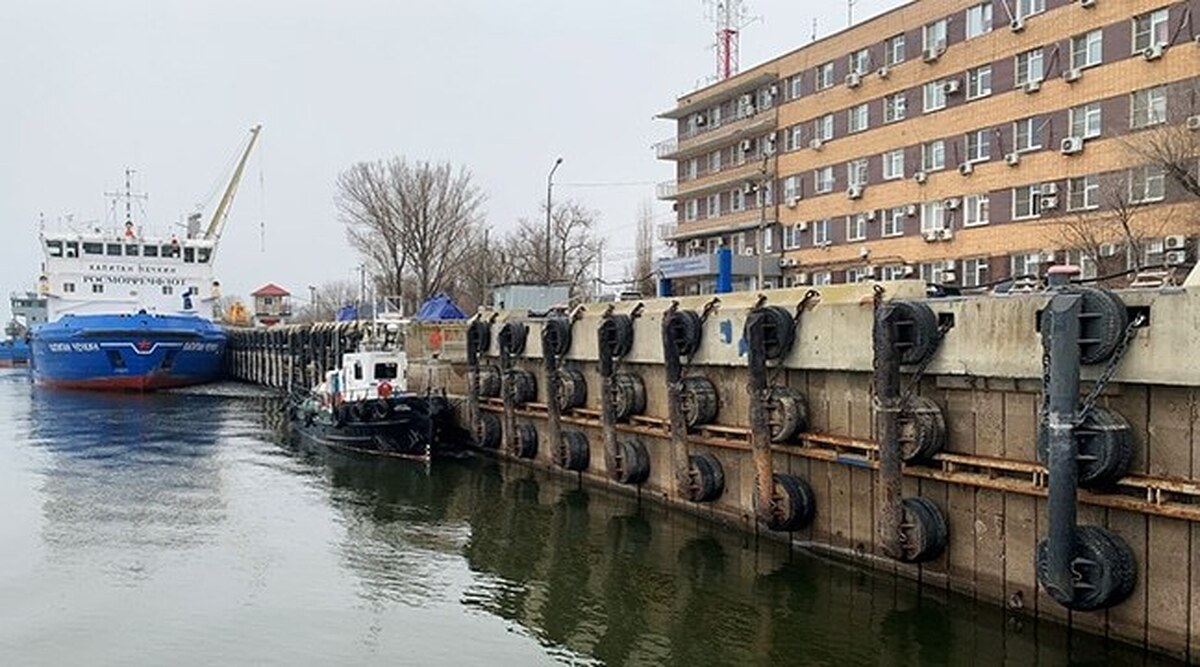 اوکراین: کشتی حامل مهمات ایرانی را در بندر "اولیا" روسیه زدیم