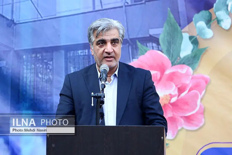 ماهانه حدود ۲۵ هزار میلیارد تومان کسری داریم/ معضلی به نام بازنشستگی در ۳۵ سالگی