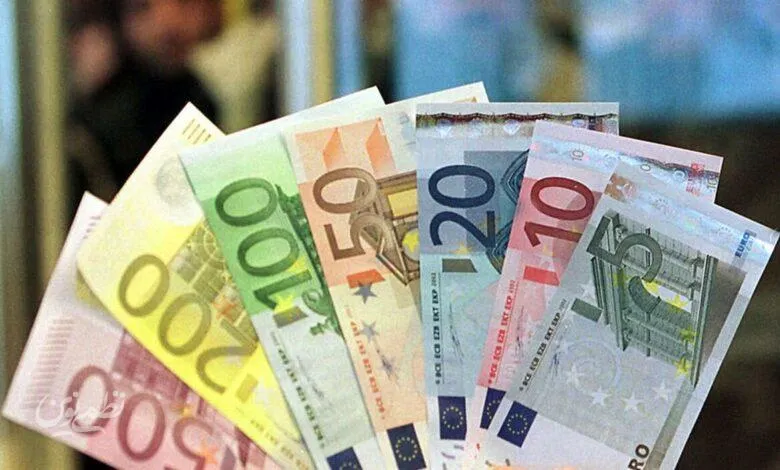 صعود نرخ دلار در مرکز مبادله؛ قیمت دلار به ۱۷۶ هزار و ۸۱۰ تومان رسید