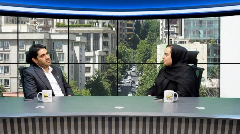 رضا الفت‌نسب، رئیس اتحادیه کسب‌وکارهای مجازی در گفت‌وگو با روزنامه آسیا: تصمیم‌گیری‌ها از تحولات کسب‌وکارها عقب مانده است