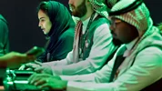 خیز بلند عربستان برای سلطه بر هوش مصنوعی: سرمایه‌گذاری ۴۰ میلیارد دلاری، جذب نخبگان، و همکاری با غول‌های فناوری جهان