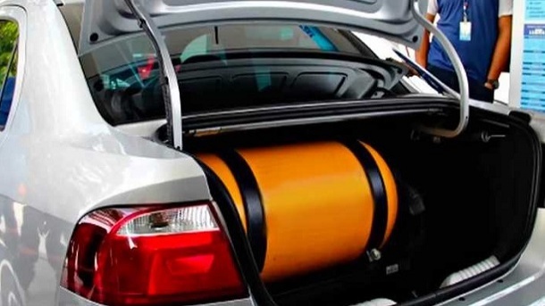 آغاز طرح رایگان دوگانه‌سوز کردن خودروهای شخصی