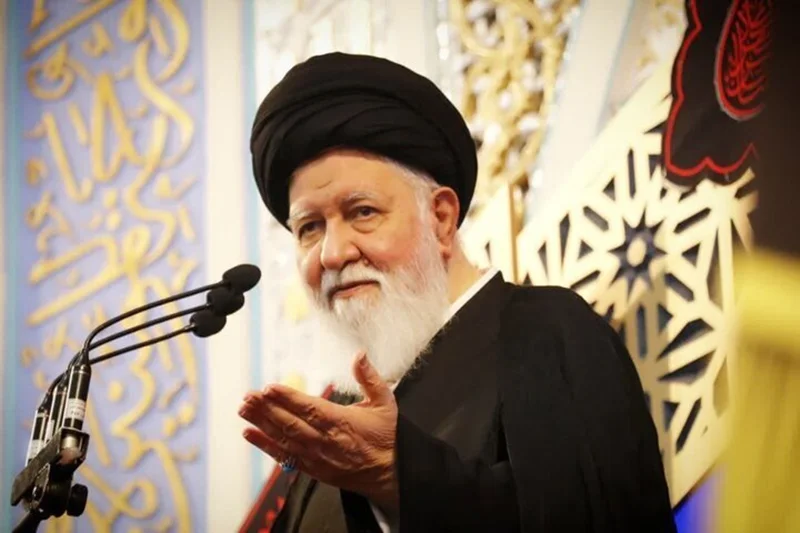 علم الهدی: آن کاسبی که هر روز قیمت ارز و دلار را نگاه میکند و بر نرخ اجناس خود میافزاید، خائن به خداست و مسلمان نیست