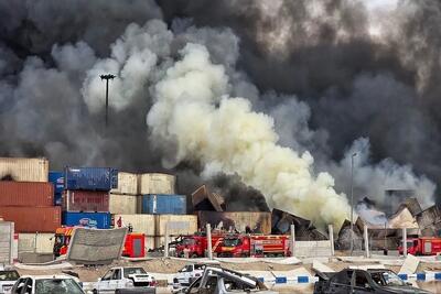 سرنوشت نامعلوم ۱۱ کارگر مفقود در اسکله شهید رجایی؛ جزئیات بیمه و غرامت