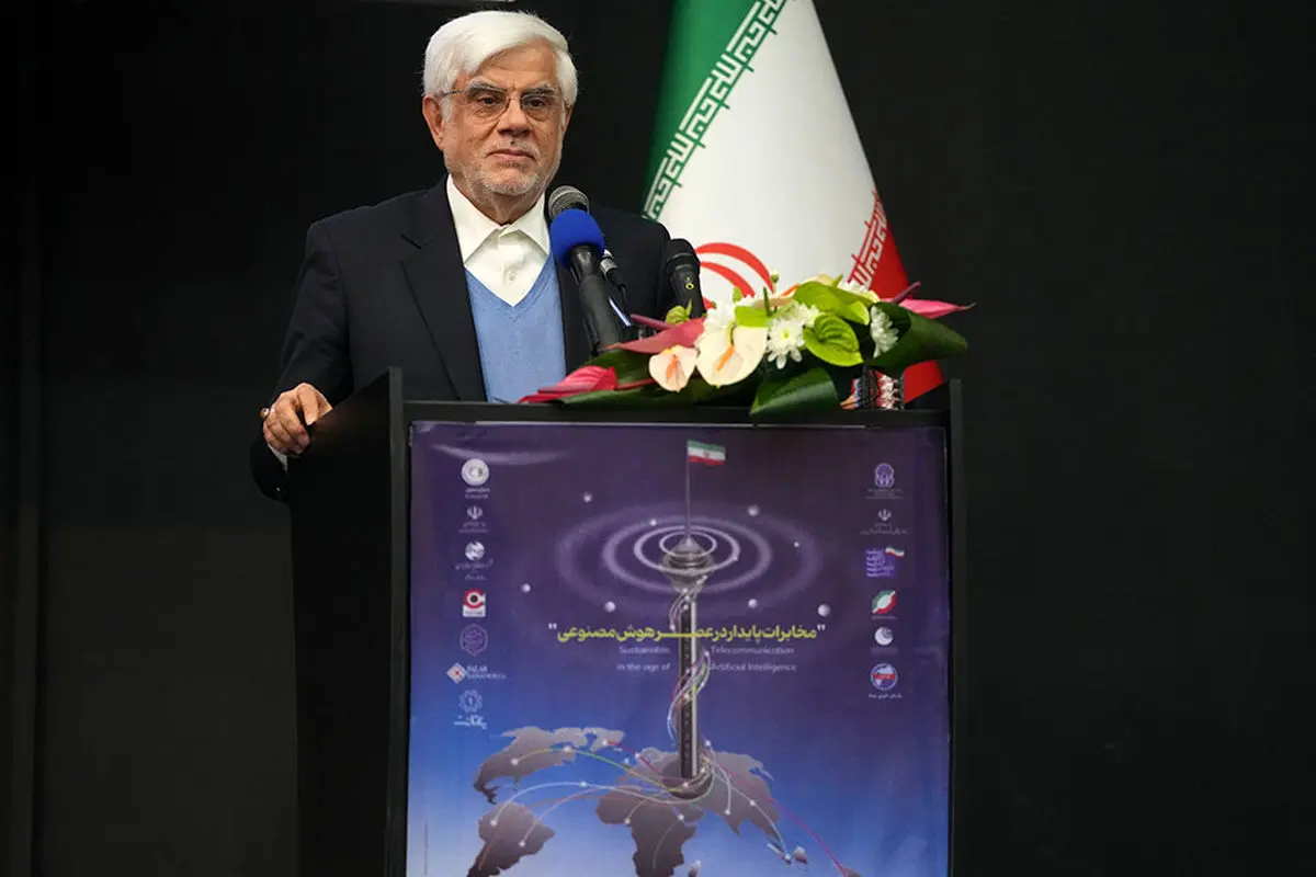 عارف: برخی از تصمیمات در کشور سلیقه‌ای است