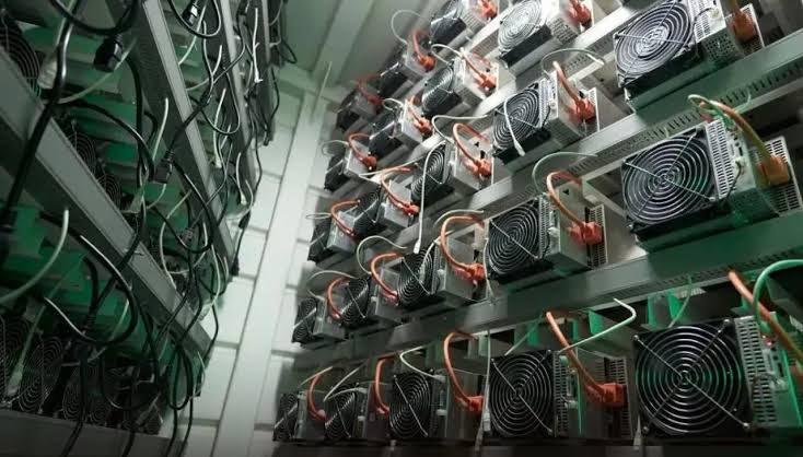 ماینرهای غیرمجاز؛ عامل تشدید ناترازی برق