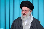 رهبر انقلاب: طرف آمریکایی پا را در یک کفش کرده و میگوید غنی سازی نداشته باشید/ مردم ایران توی دهن گوینده این حرف میزند