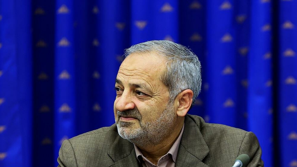 وزیر آموزش و پرورش خبر داد: استخدام خدمتگزاران مدارس برای اولین بار از طریق آزمون