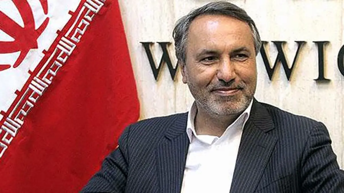 دستگاه‌های نظارتی و اقتصادی اعتمادسازی کنند