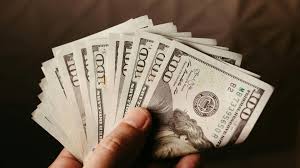 قیمت دلار امروز ۱۸ خرداد ۱۴۰۴ / نوسان محدود در کانال ۸۲ هزار تومان