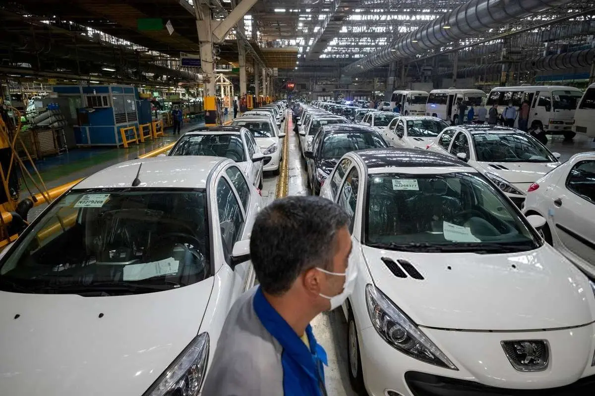 قیمت محصولات ایران‌خودرو امروز چهارشنبه ۲۲ مرداد/افزایش ۱۰ میلیونی قیمت پژو ۲۰۷ در بازار امروز