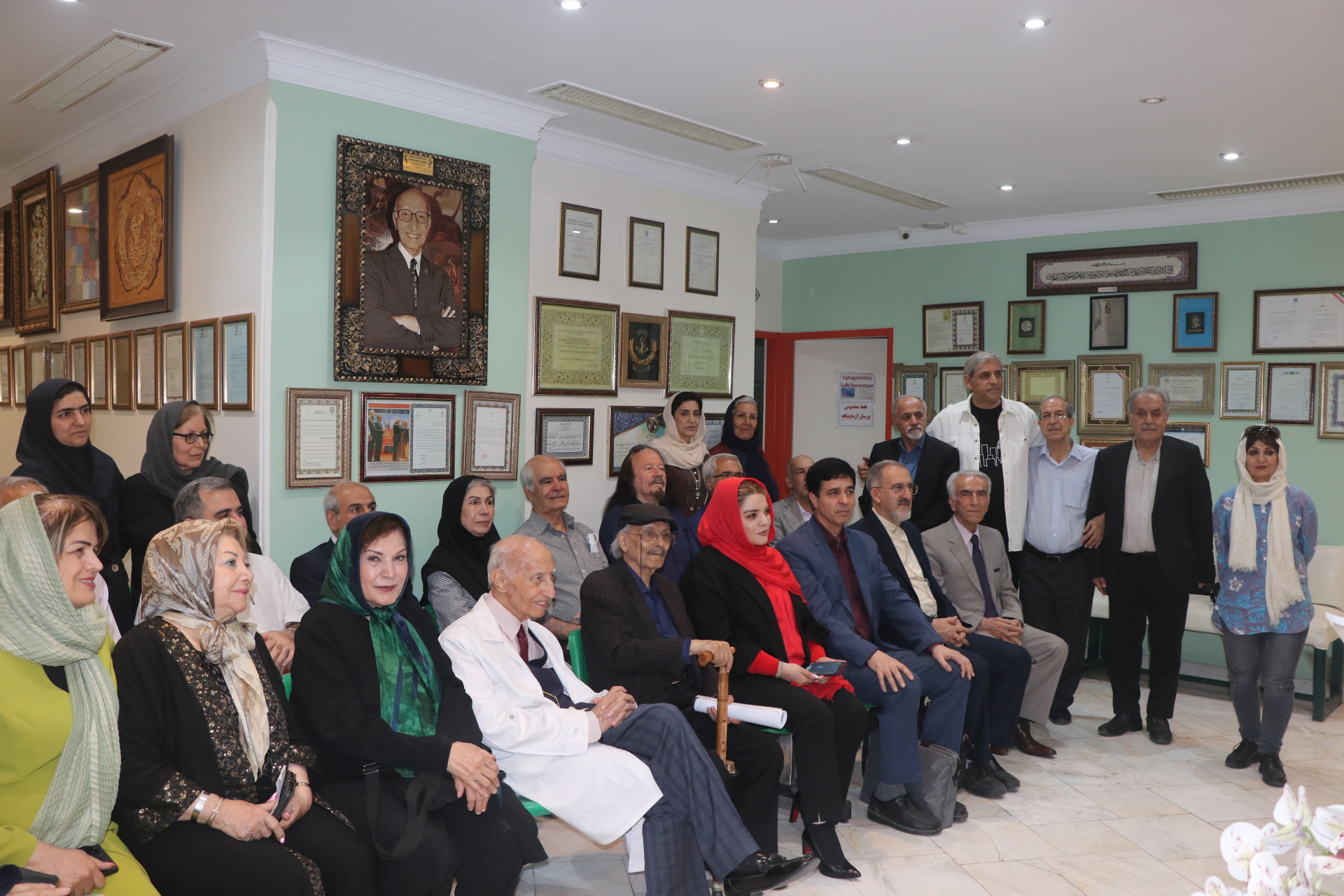 در همایش پاسداشت زبان فارسی و بزرگداشت حکیم ابوالقاسم فردوسی مطرح شد، پیام مهربانی و مهرورزی در اندیشۀ بزرگان فرهنگ و ادب ما