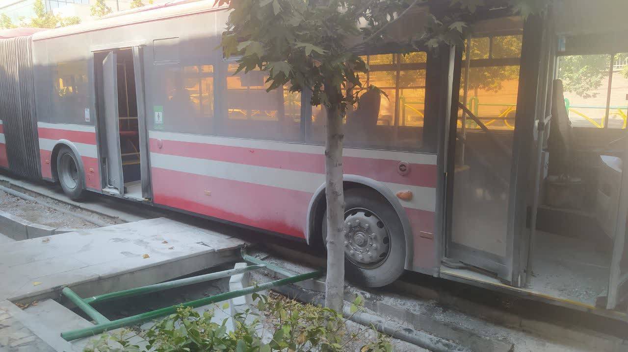 حرکت ناگهانی اتوبوس در ولیعصر ۶ مصدوم برجا گذاشت