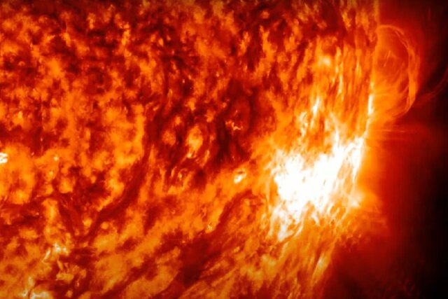 هشدار ناسا: شراره‌های خورشیدی ممکن است به قطعی برق و اختلالات ارتباطی منجر شوند