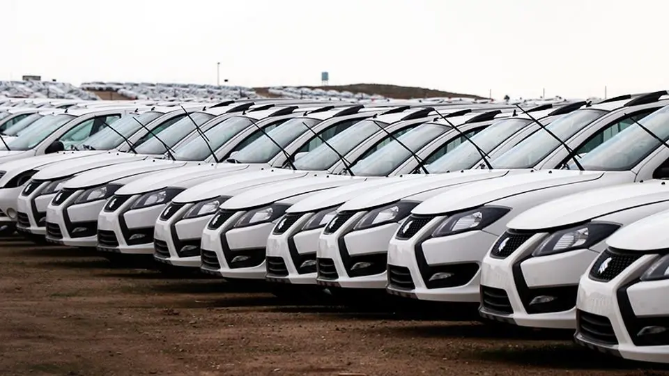 شورای رقابت از قیمت‌گذاری خودرو حذف شد؛ خودروسازان قیمت محصولات خود را تعیین می‌کنند