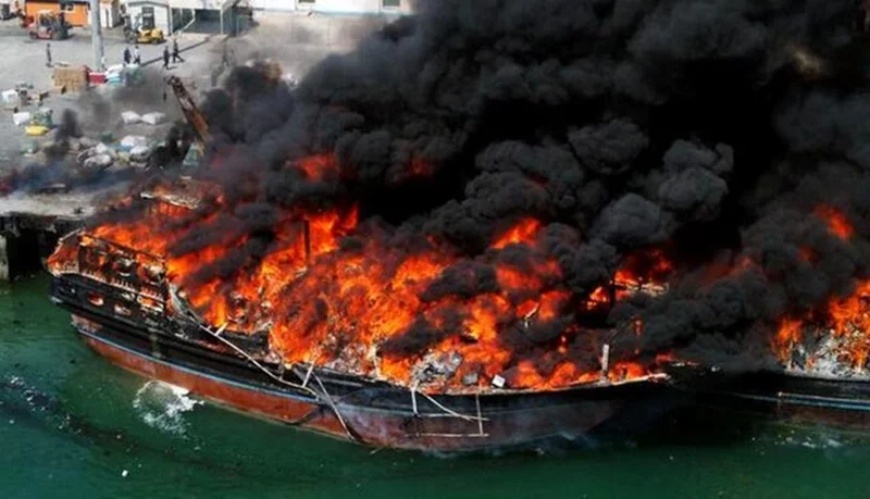 آتشسوزی در اسکله پارسیان / ۱۰ شناور سوخت دچار حریق شدند