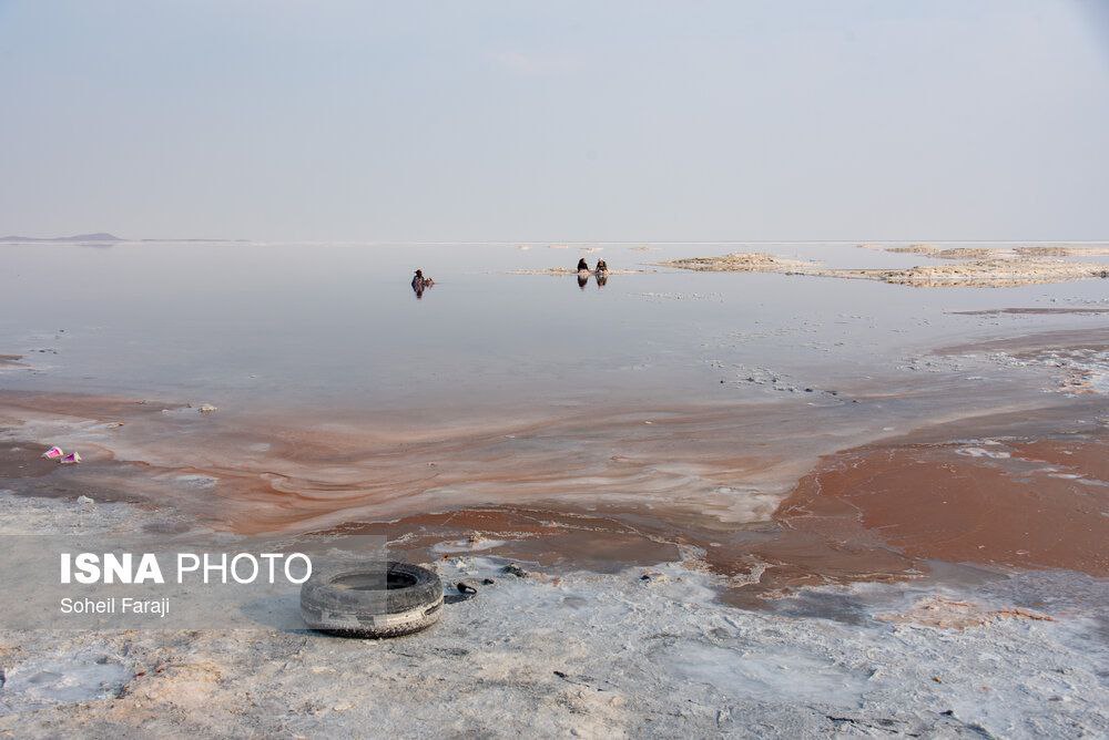 دریاچه ارومیه به مرز خشکی کامل رسید